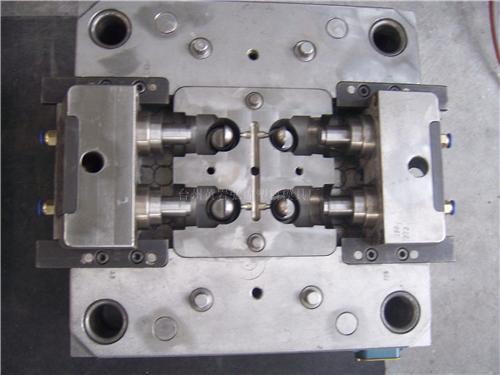 科翔模具告訴您，如何提高模具零配件加工質(zhì)量？