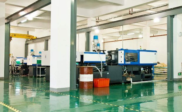 注塑模具成型制品，如果表面有裂紋該如何解決？