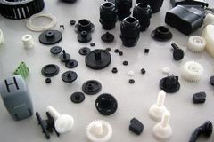 影響塑料制品收縮率的因素有哪些？