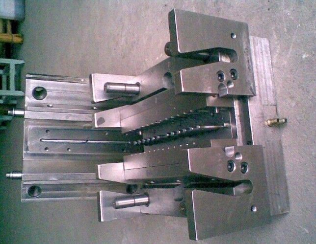 深圳模具廠,什么是注塑模具？