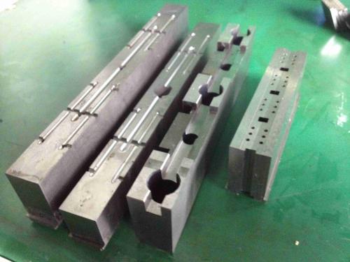 塑膠模具加工模具配件的分類有哪些呢？